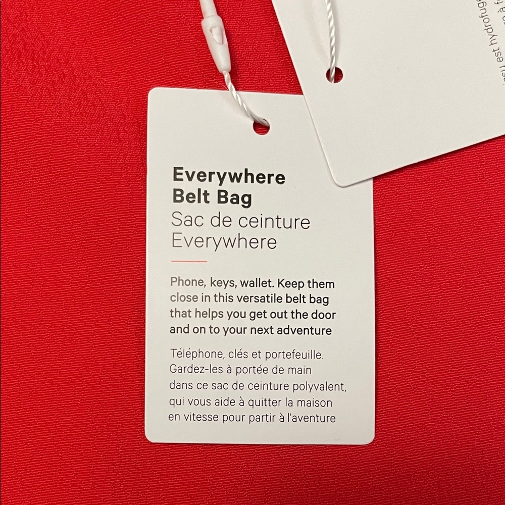 lululemon- Everywhere Belt/Crossbody Bag - Picture 4 of 8